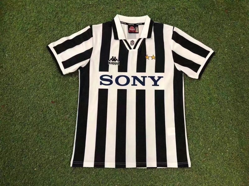 96-97 Juventus home